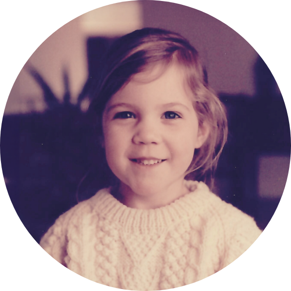 Photo of Una Childers as a young child.